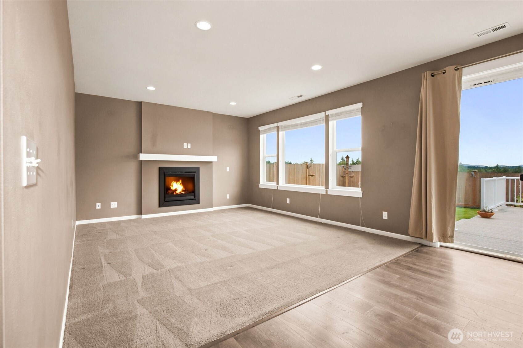 2805 Fiddleback Street Property Photo 15