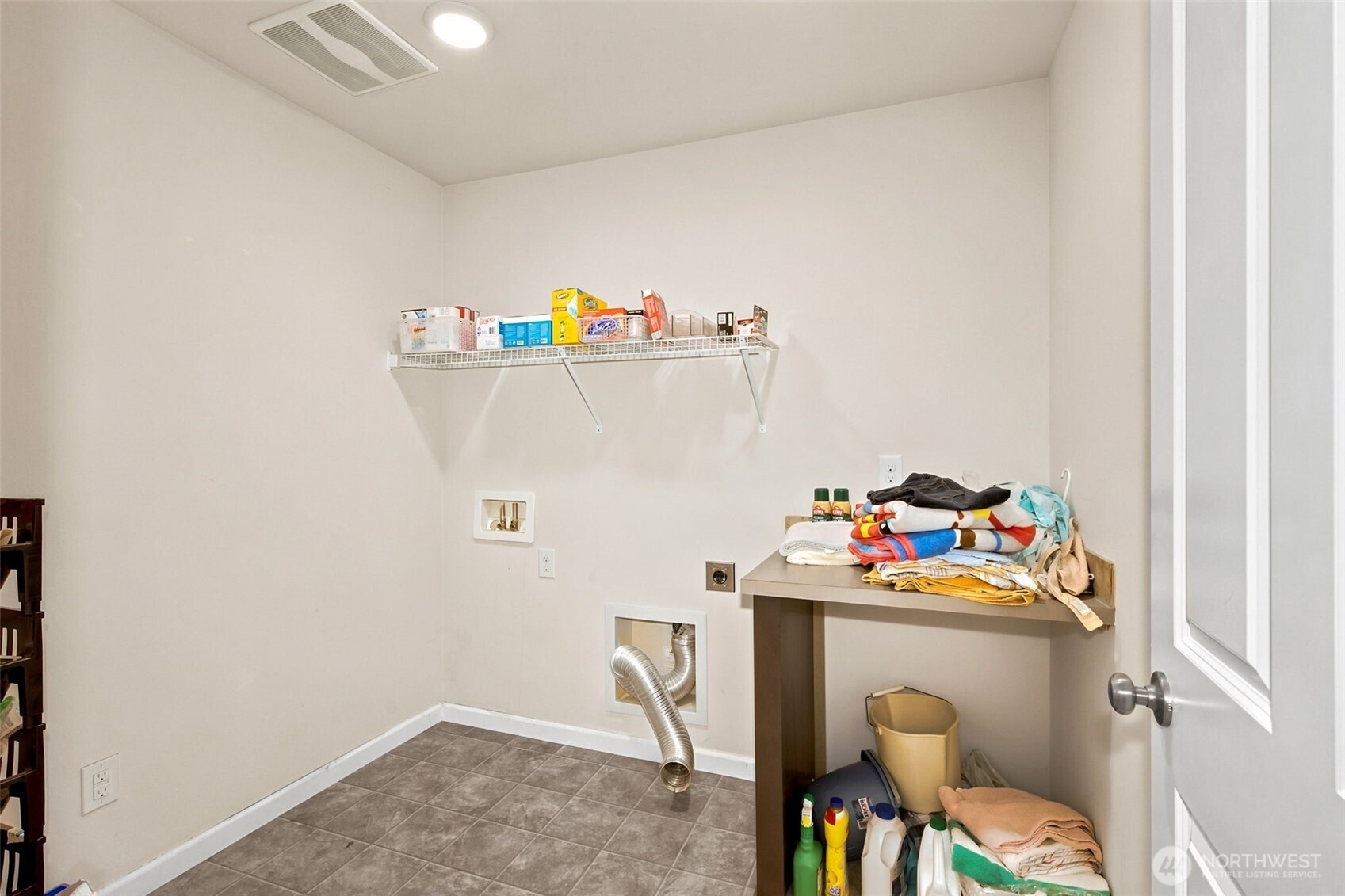 2805 Fiddleback Street Property Photo 29