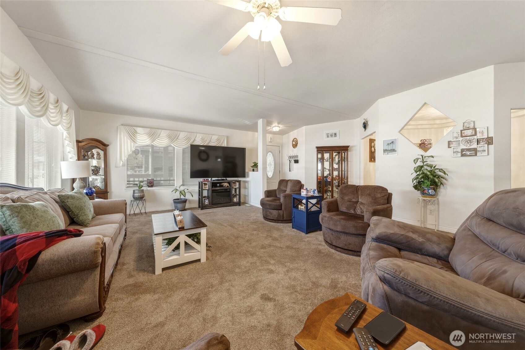 1419 Topaz Property Photo 6
