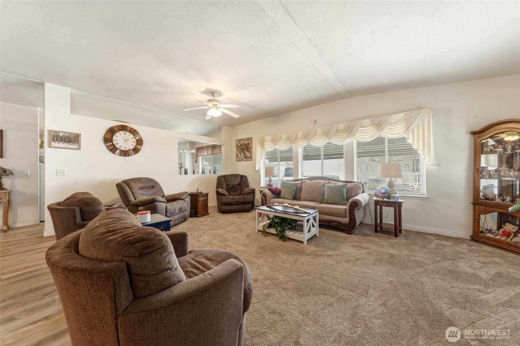 1419 Topaz Property Photo 8