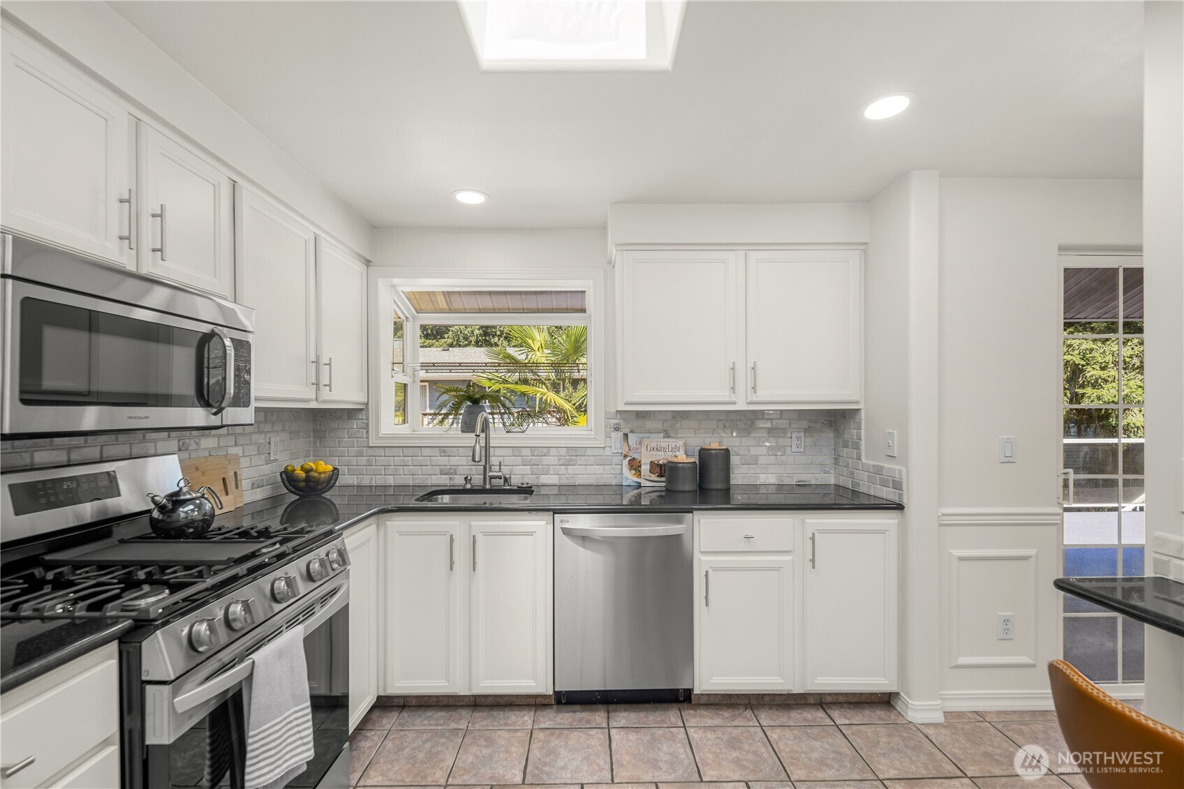 26425 Timberlane Drive Property Photo 13