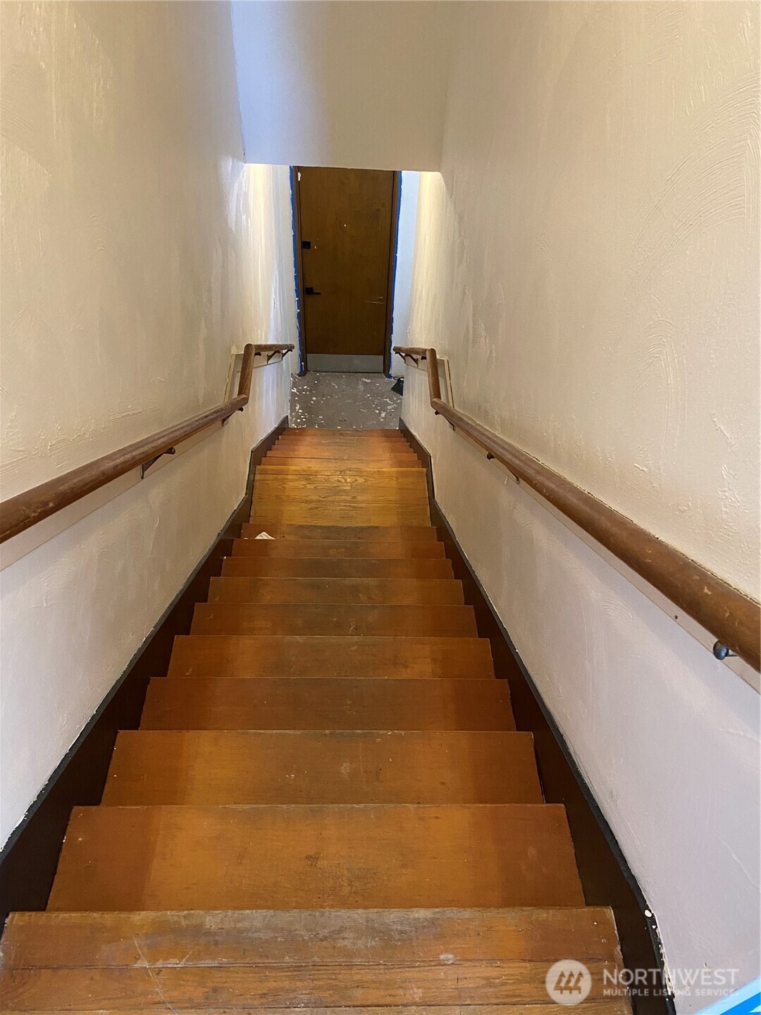 703 W Railroad Property Photo 4