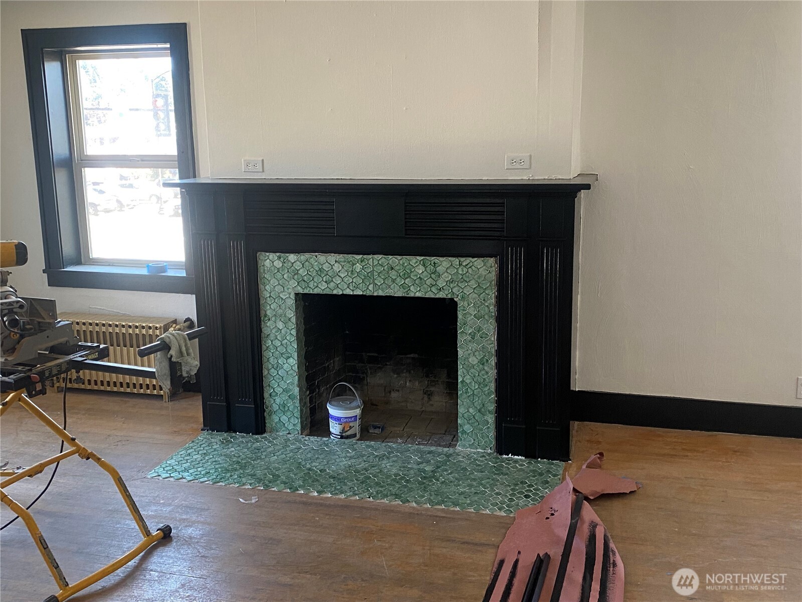 703 W Railroad Property Photo 14
