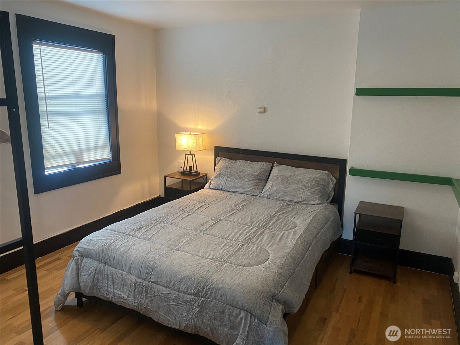 703 W Railroad Property Photo 18