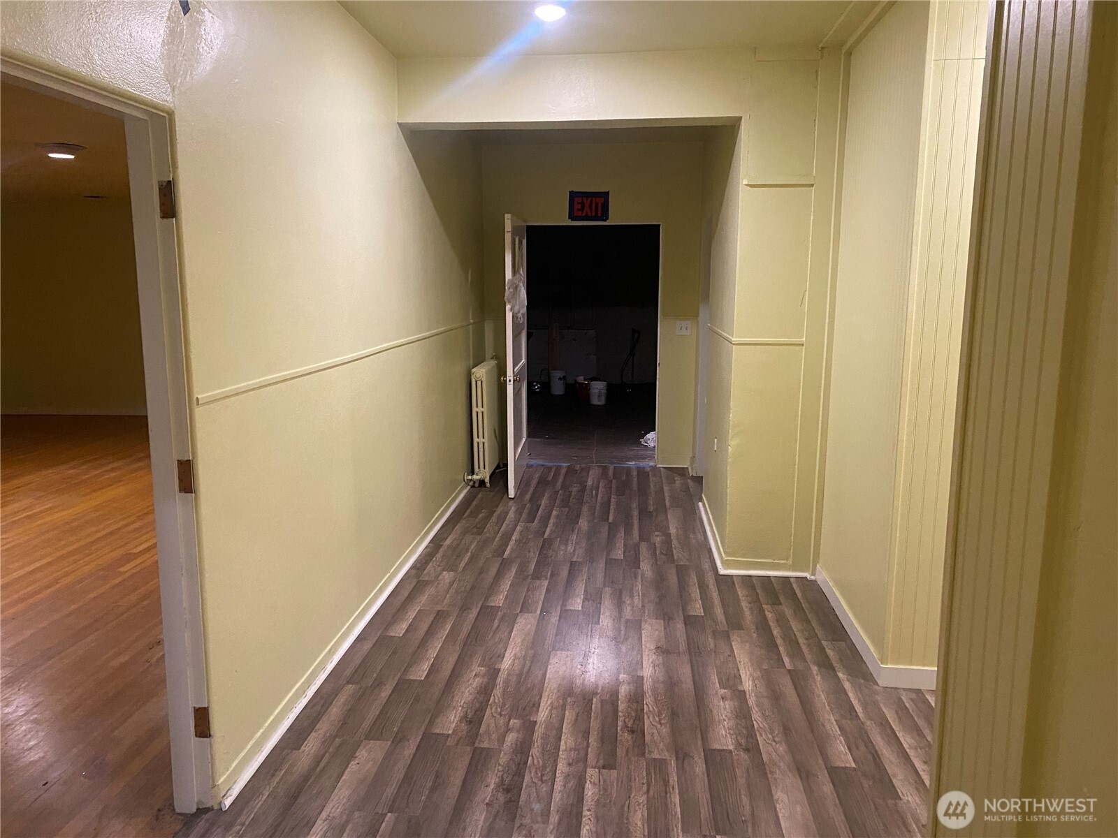 703 W Railroad Property Photo 27
