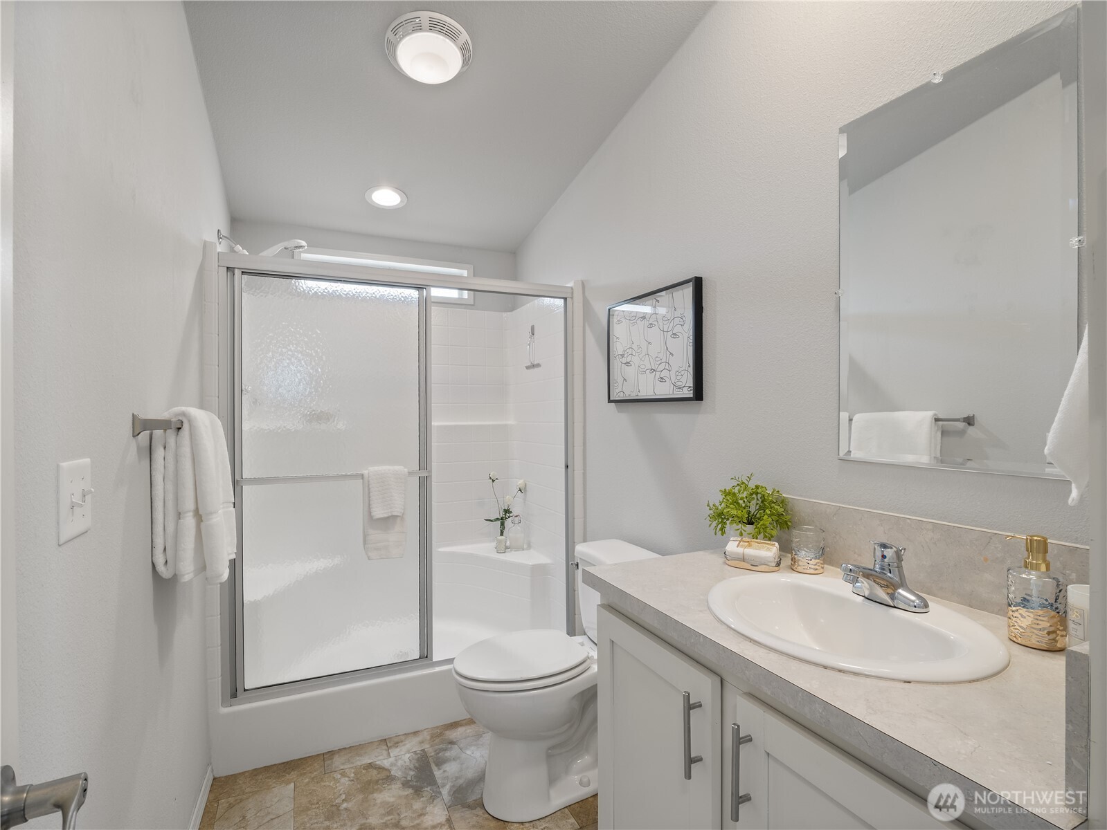 10713 61st Street 108a Property Photo 18