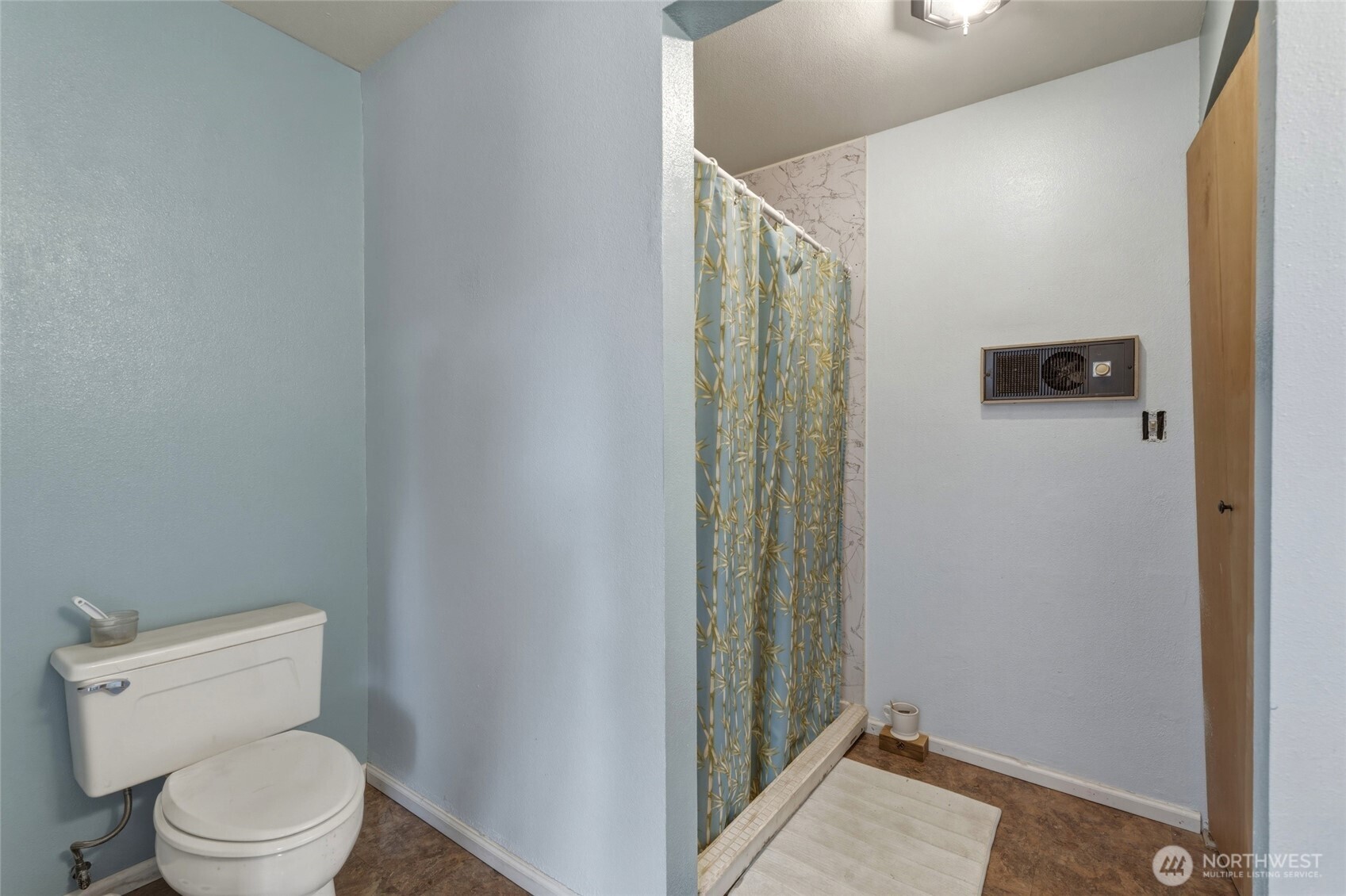 707 Russell Street Property Photo 8