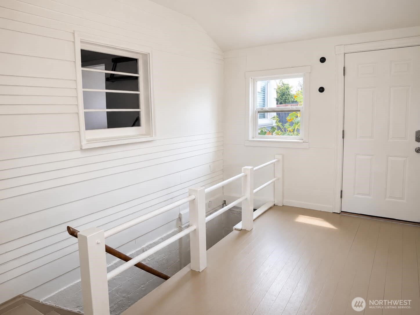 707 Russell Street Property Photo 31