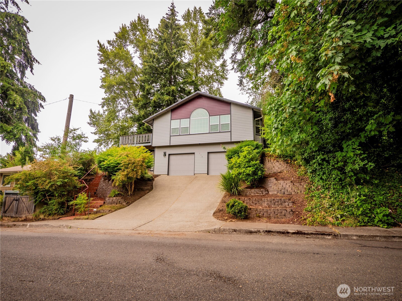 518 H Street Property Photo 1