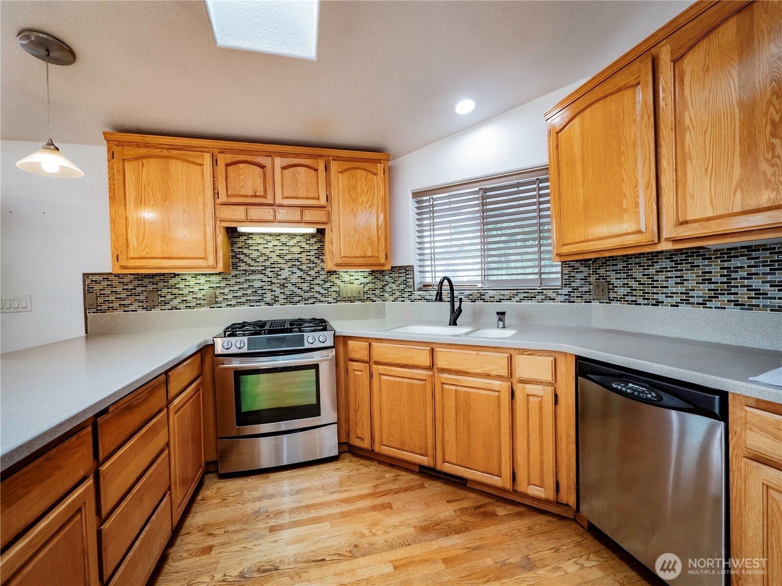 518 H Street Property Photo 9