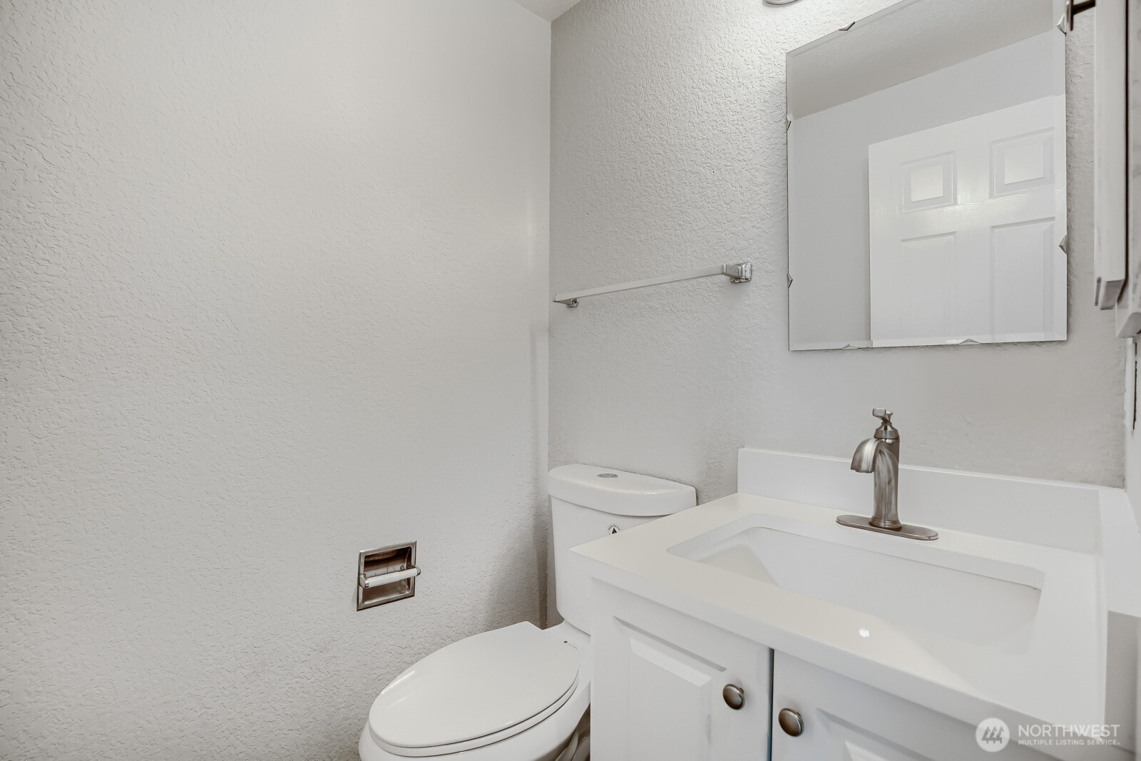 5517 39th Avenue Property Photo 19