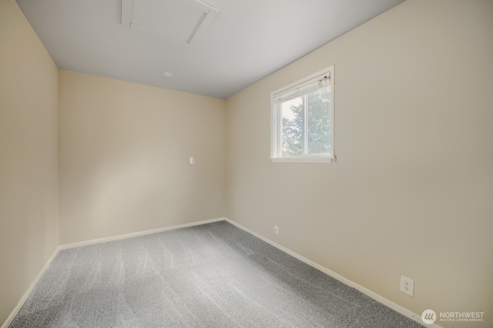 7818 126th Street Property Photo 7