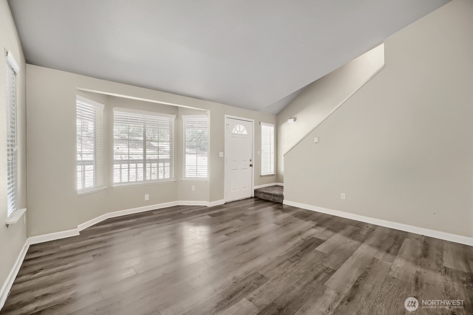 11012 195th Avenue Property Photo 5