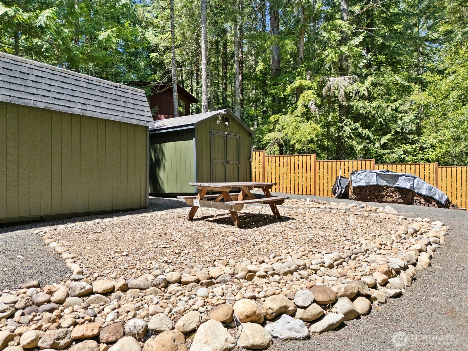 370 N Mount Jupiter Drive Property Photo 7