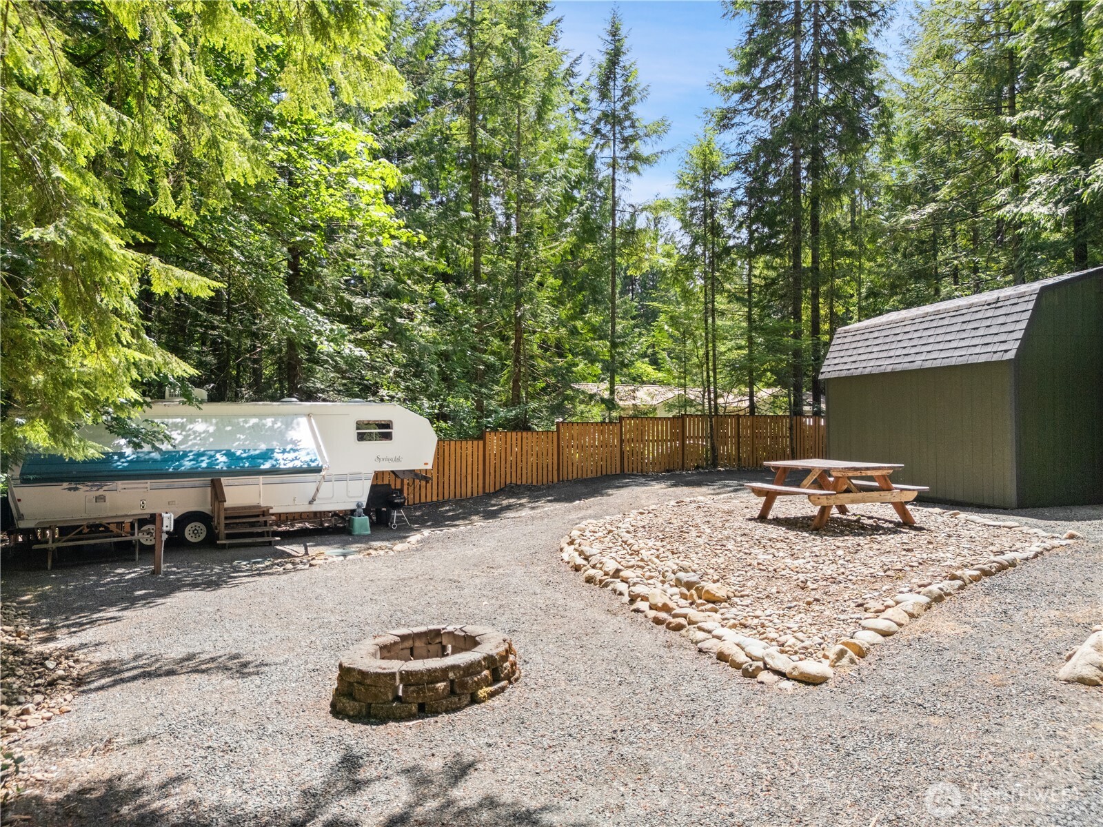 370 N Mount Jupiter Drive Property Photo 12