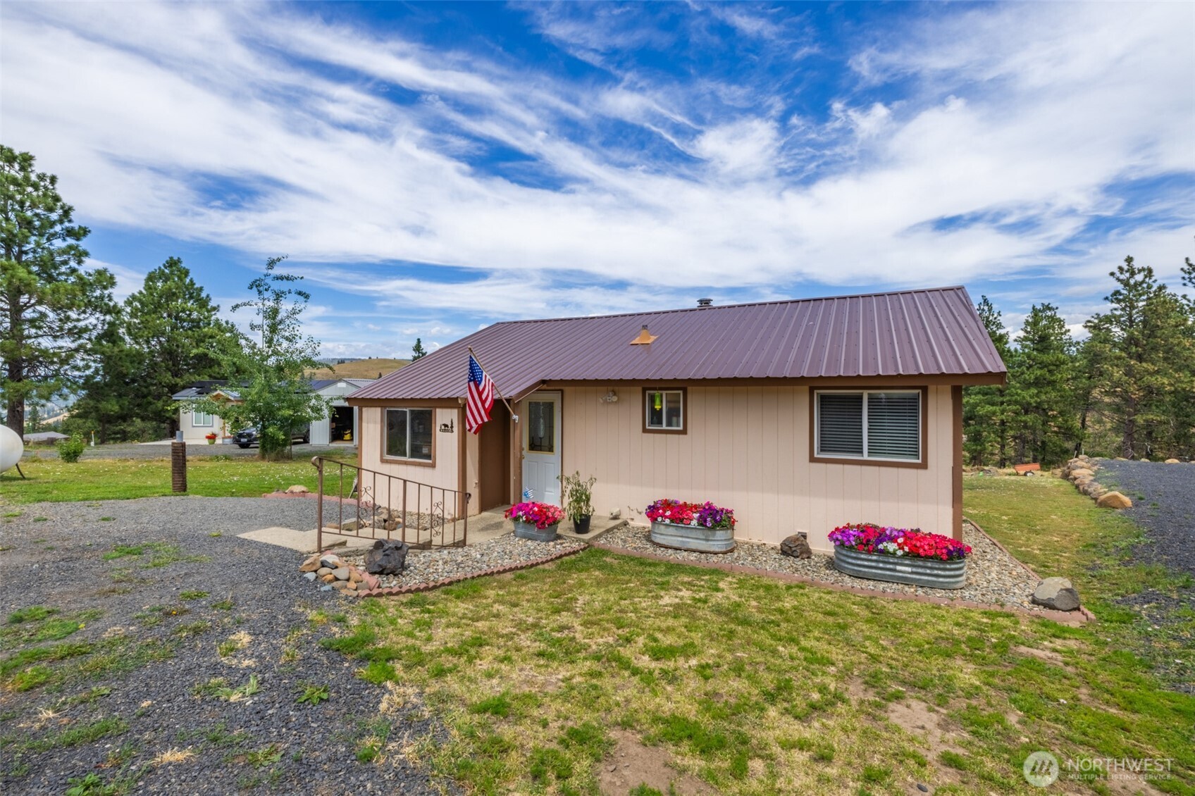 270 Ridge Loop Road Property Photo 1