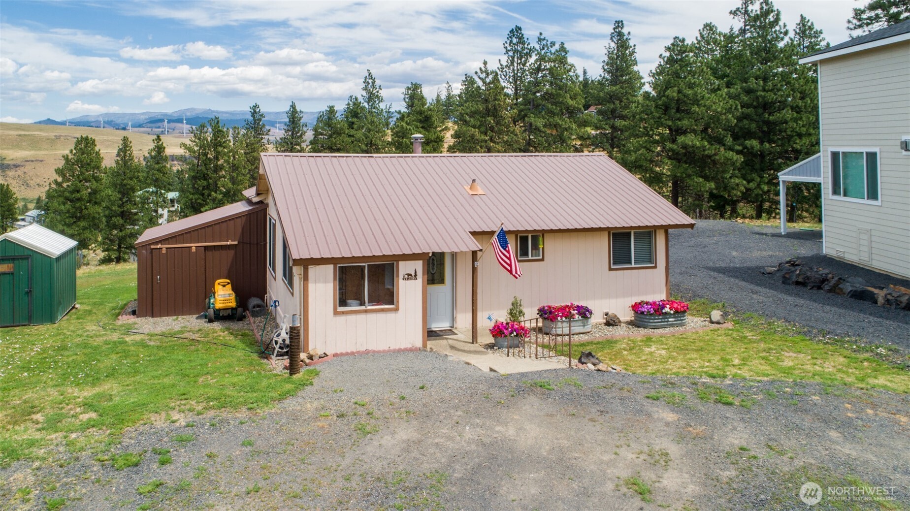 270 Ridge Loop Road Property Photo 9