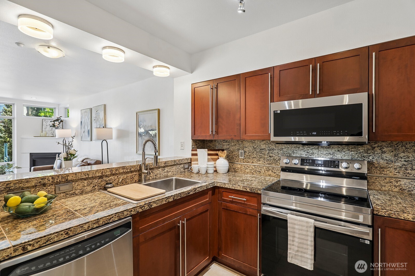 211 Kirkland Avenue 206 Property Photo 11