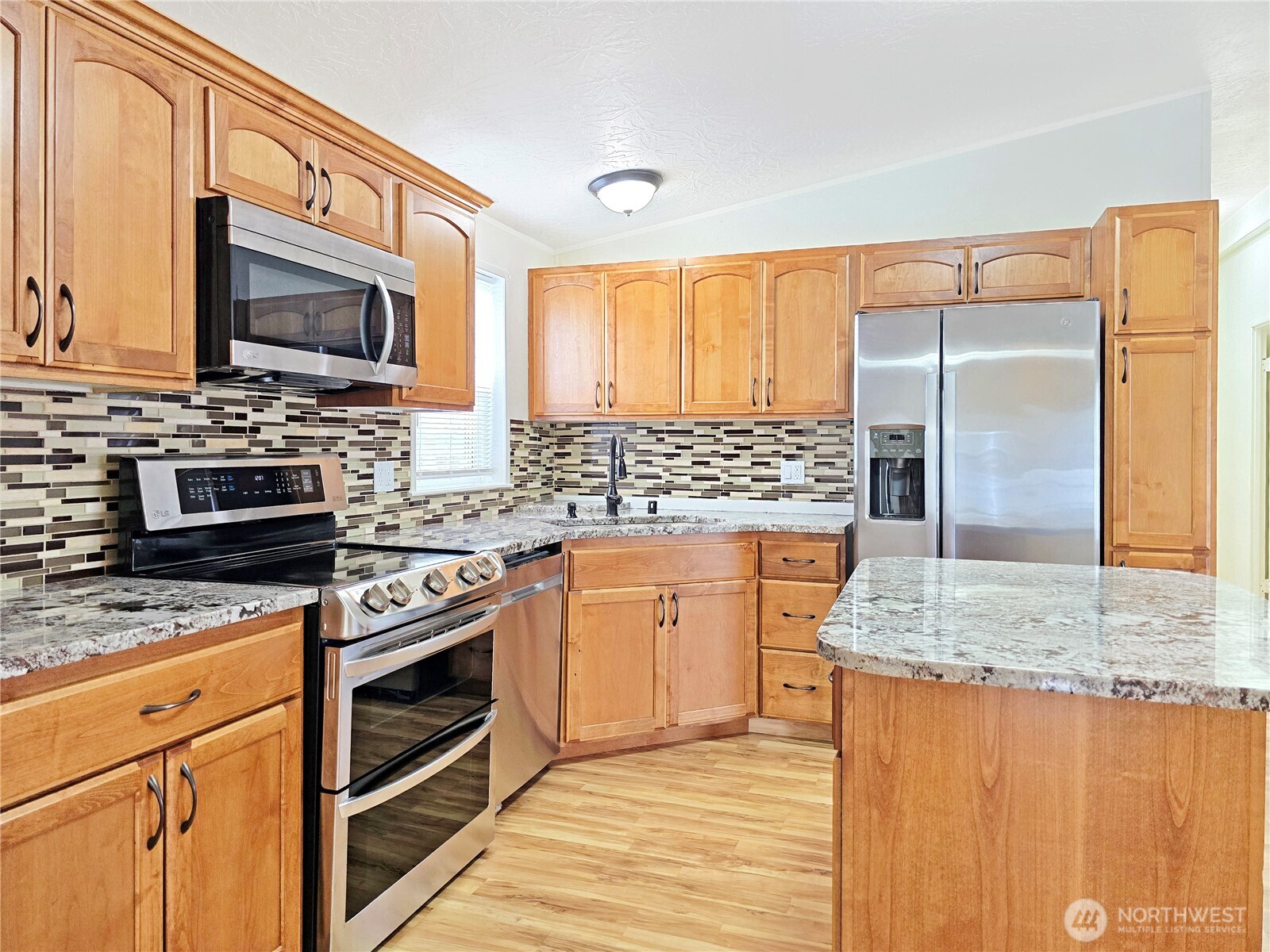 157 Nix Lane Property Photo 4