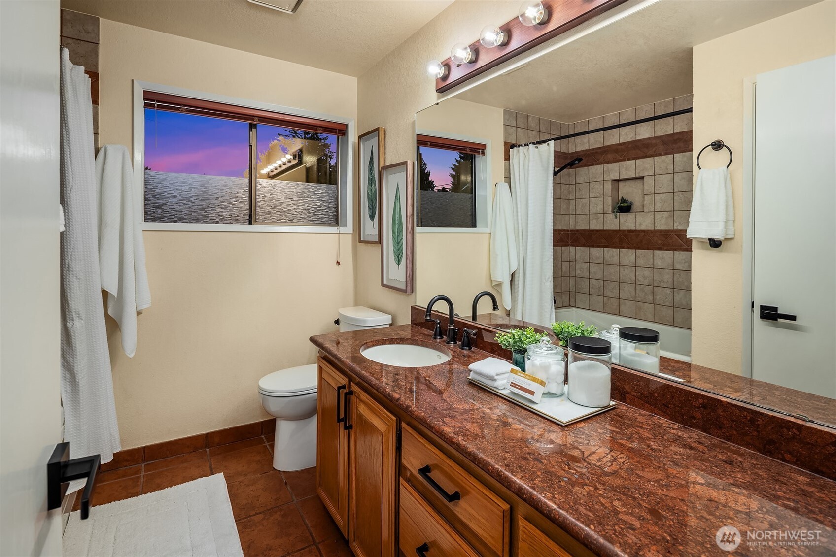 7407 180th Street Property Photo 15