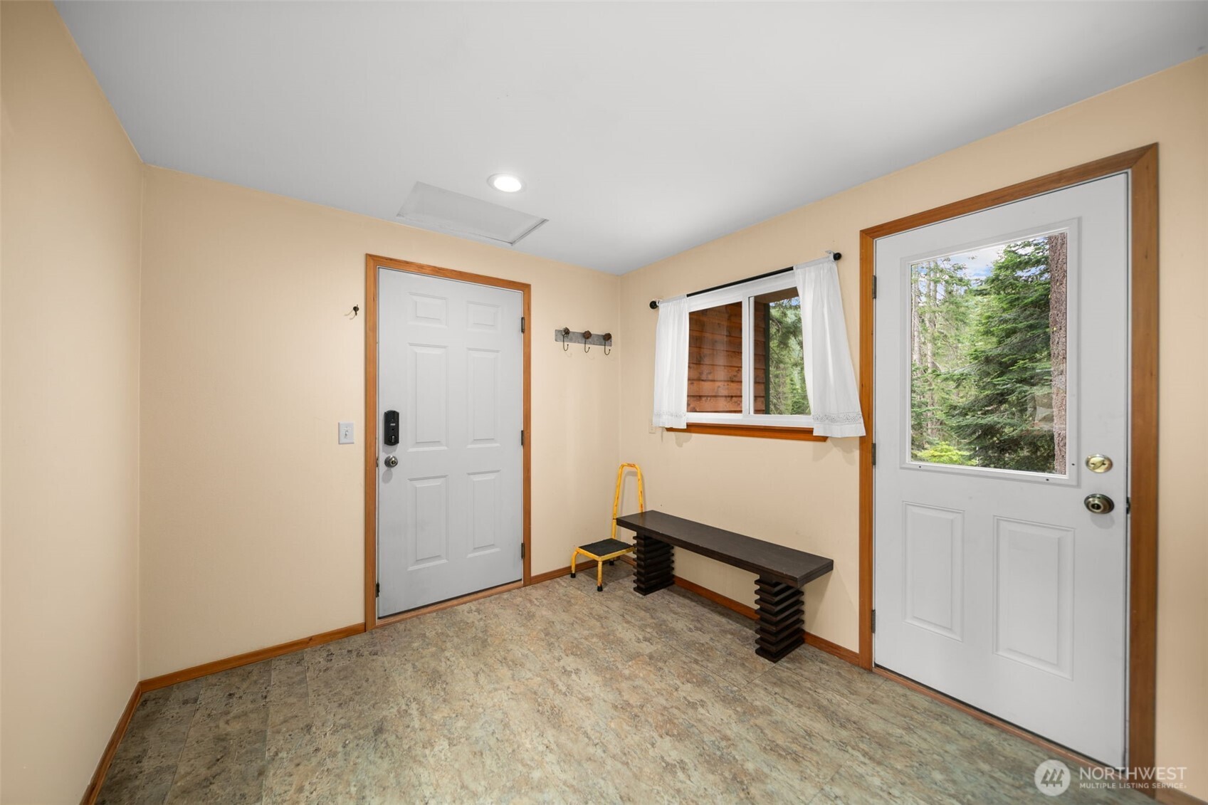 19554 Nason Road Property Photo 20