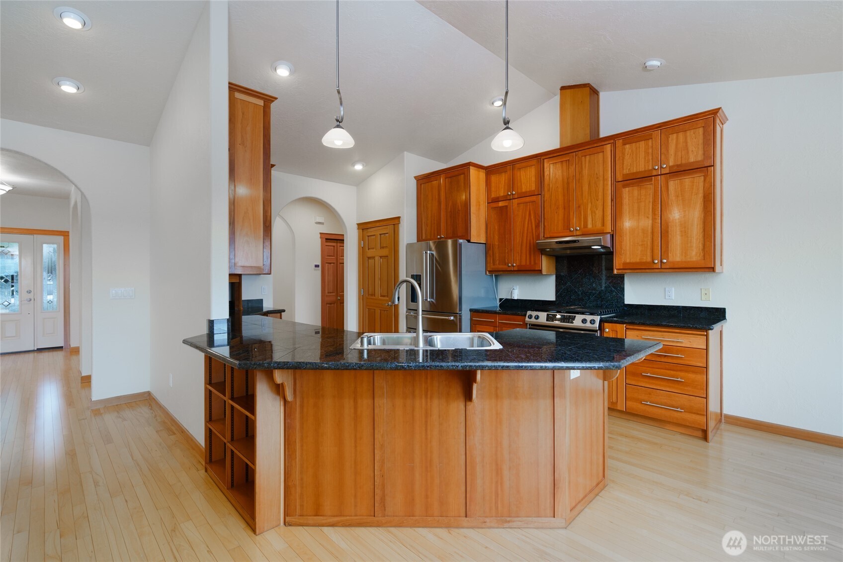 1810 Island View Place Property Photo 9