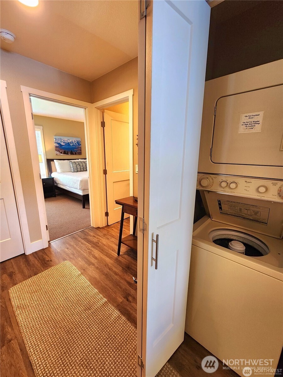 1 Beach 573-c Property Photo 12