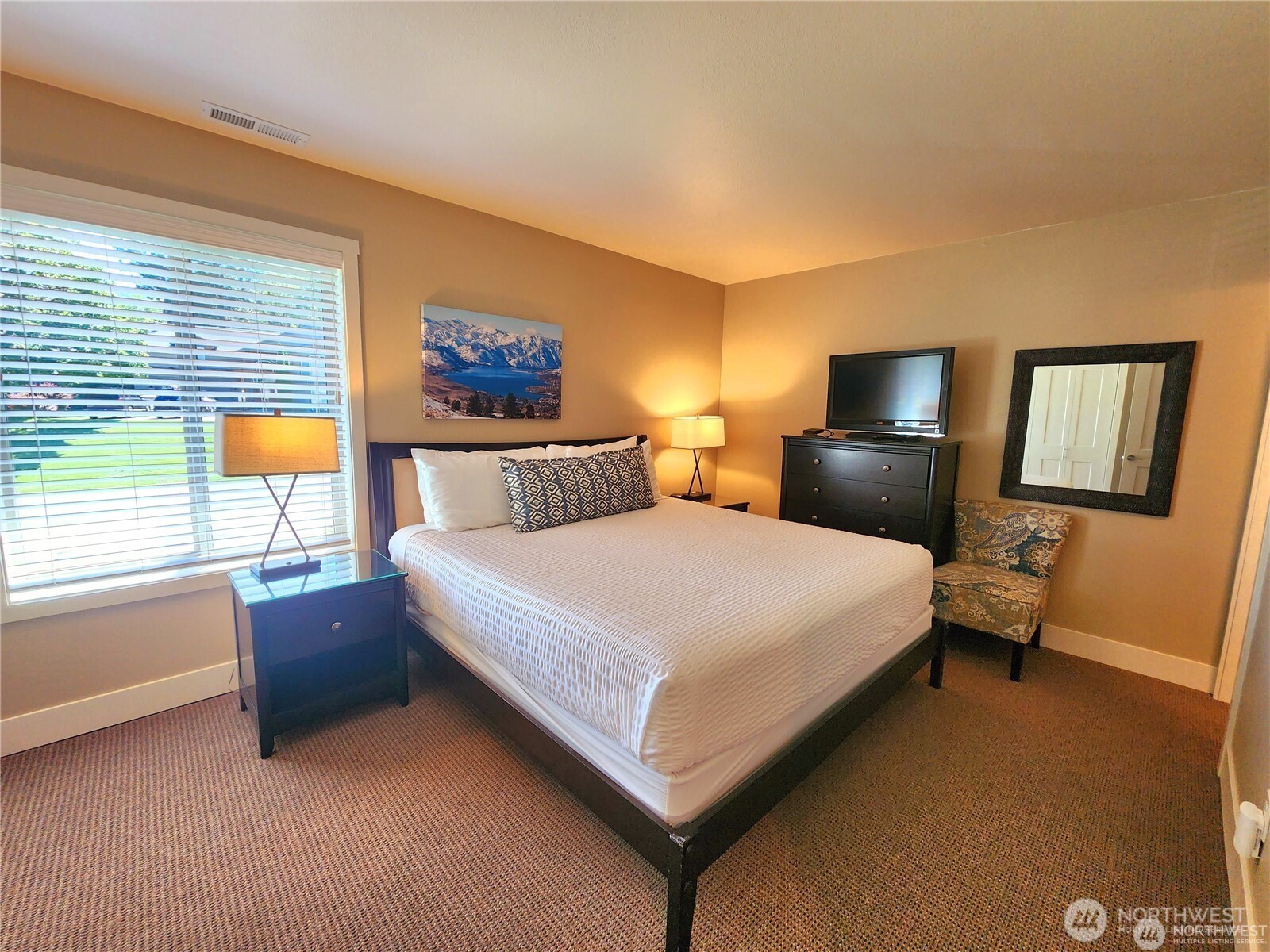 1 Beach 573-c Property Photo 13