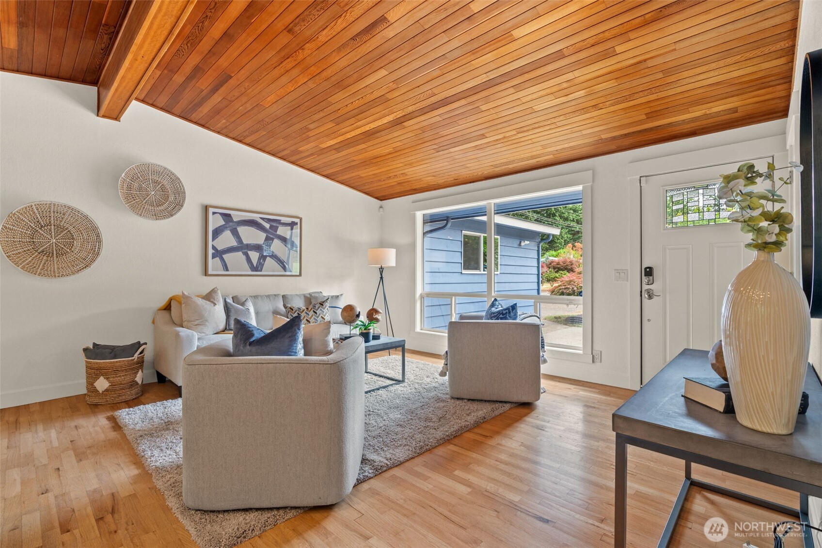 17224 61st Place Property Photo 6