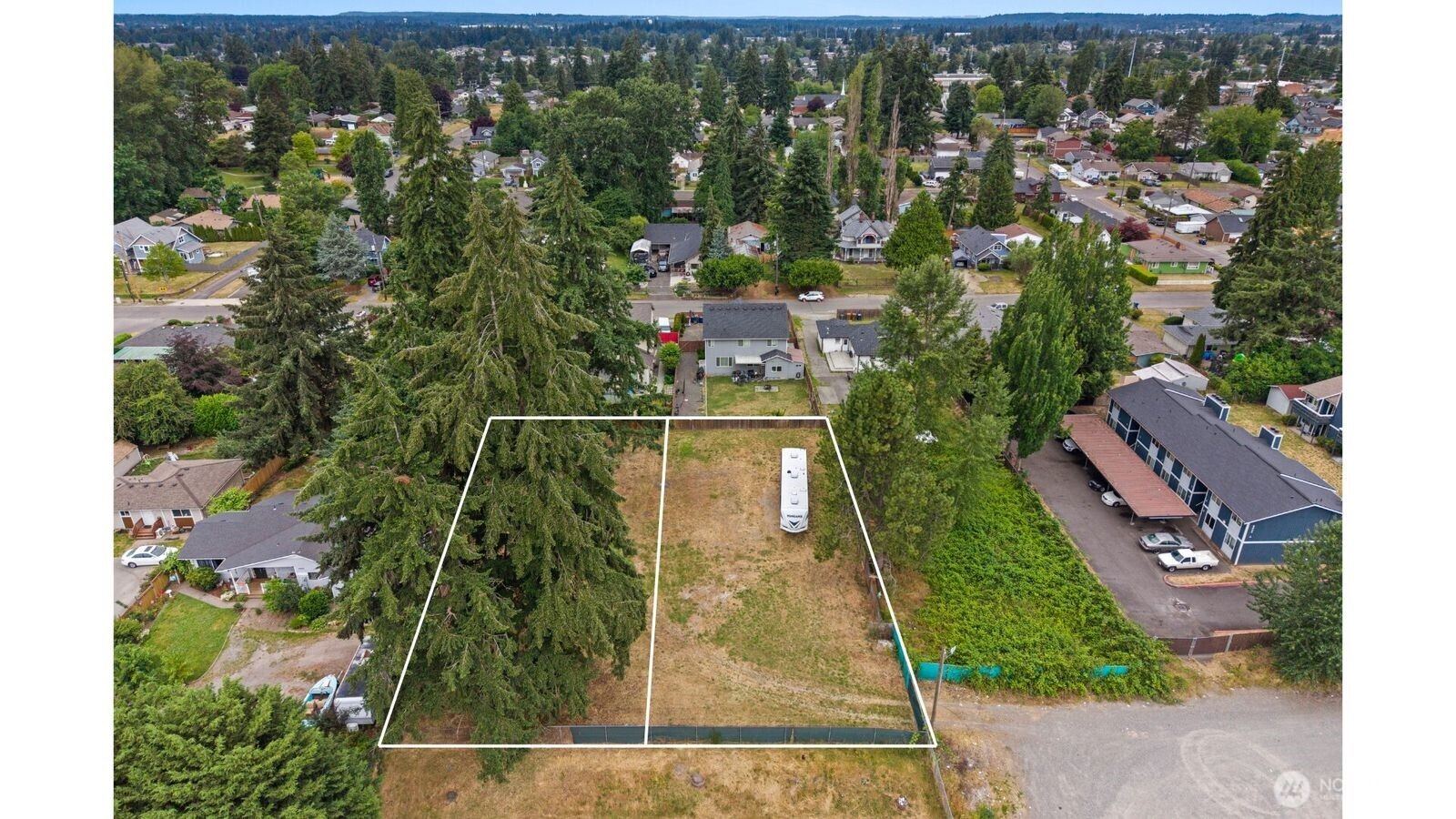 8632 & 8628 S C Street Property Photo 5