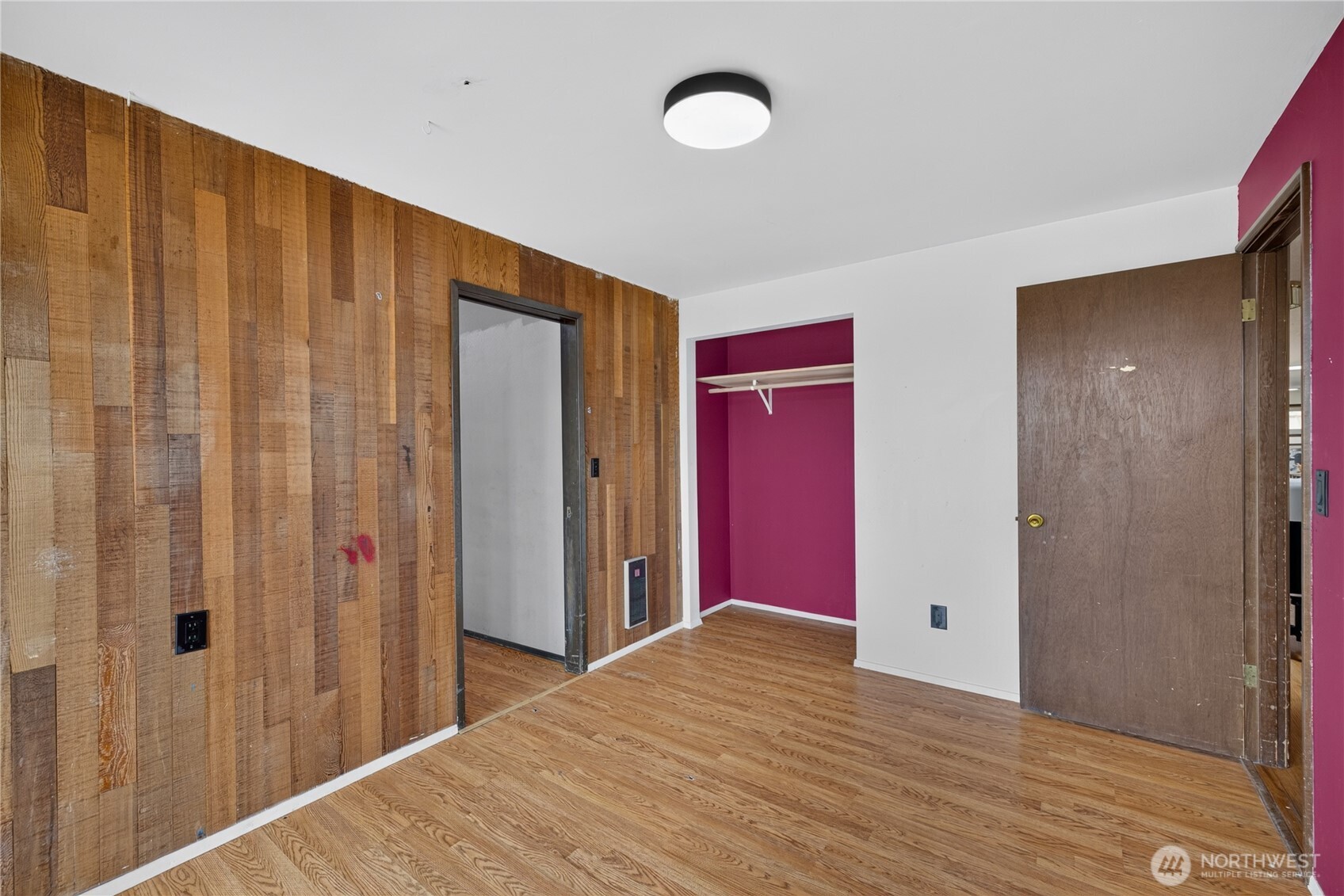 2452 Williams Road Property Photo 17