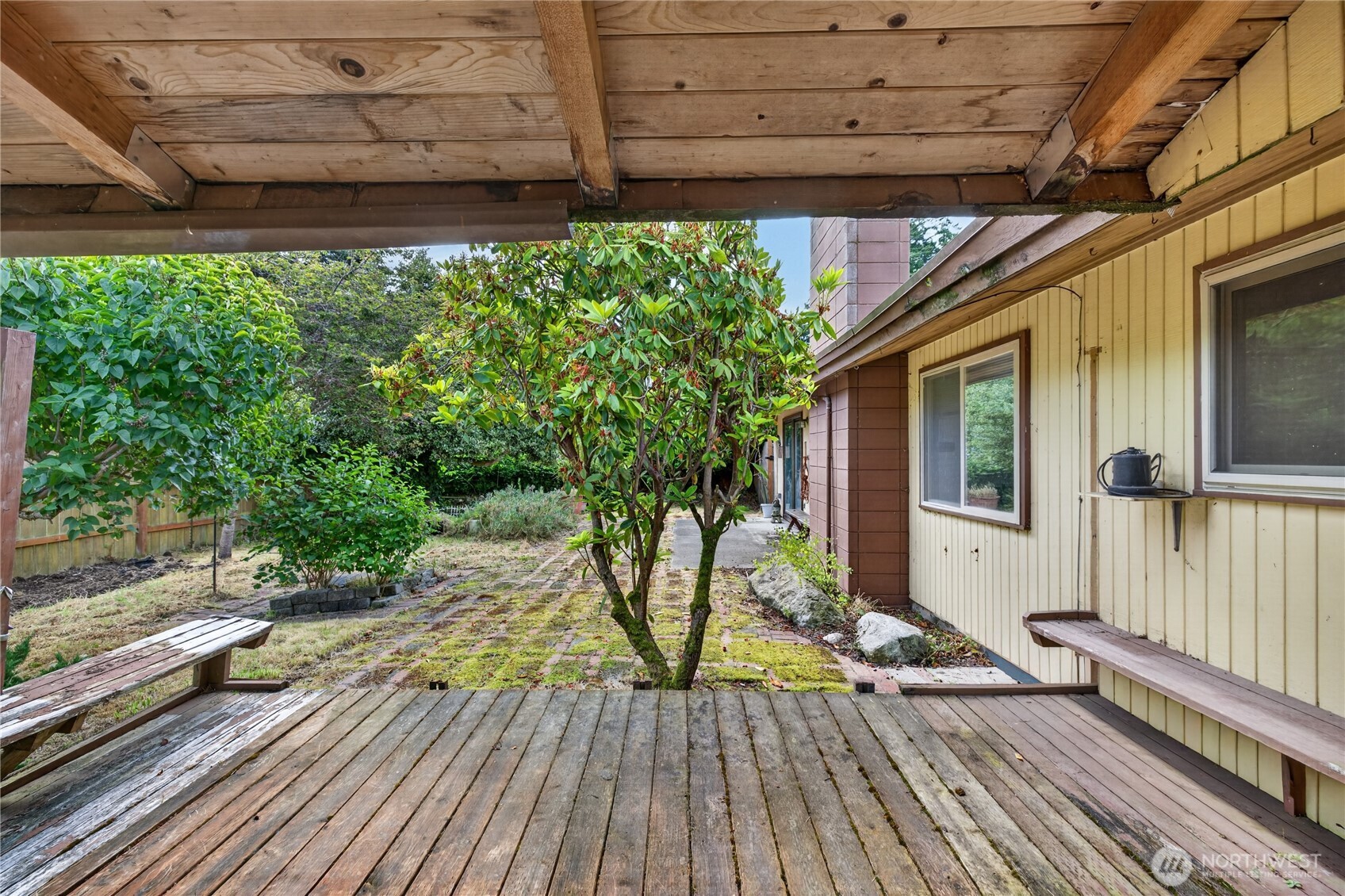 2452 Williams Road Property Photo 23