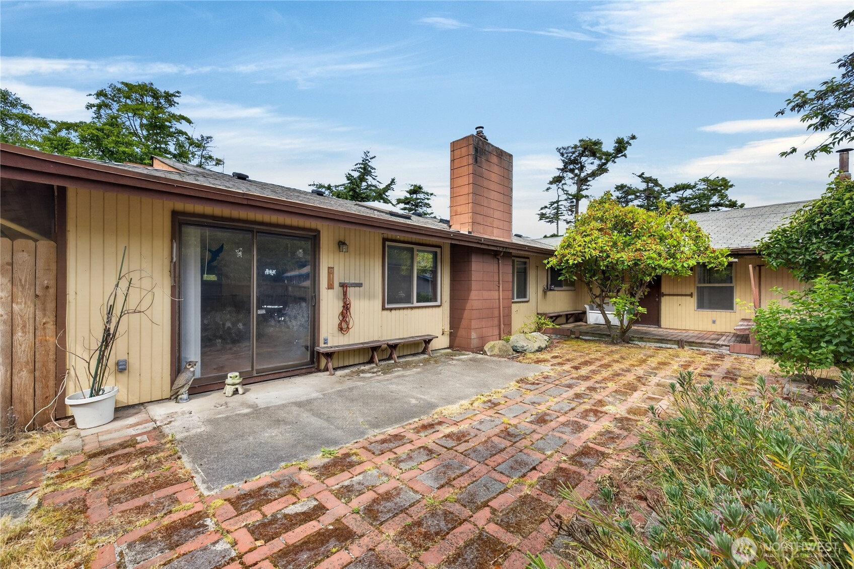 2452 Williams Road Property Photo 24