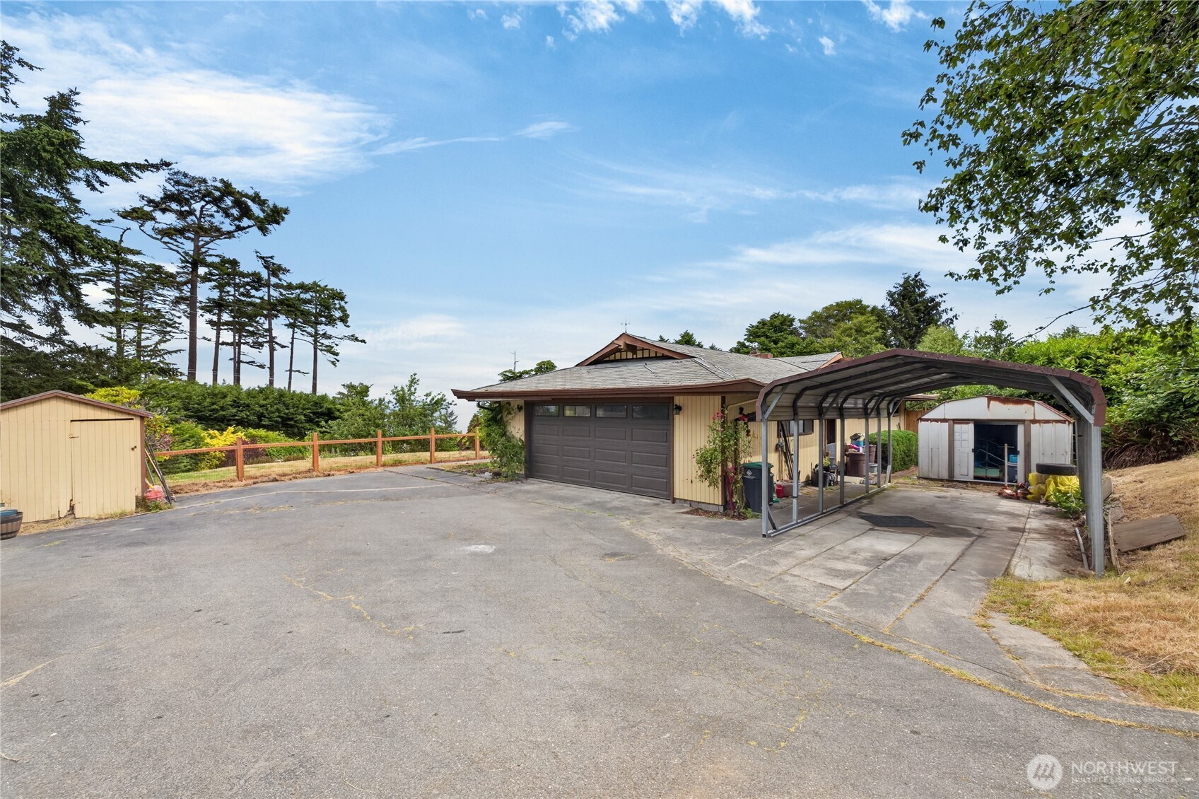 2452 Williams Road Property Photo 33