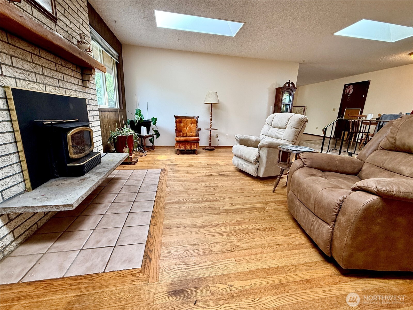 2452 Williams Road Property Photo 36