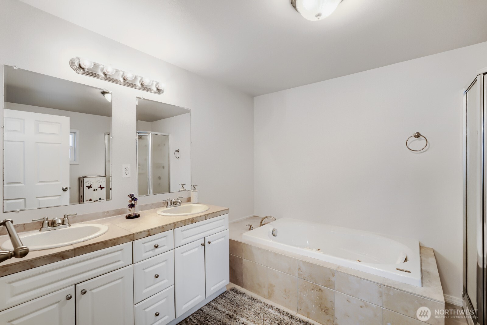 722 S 31st Avenue Property Photo 16