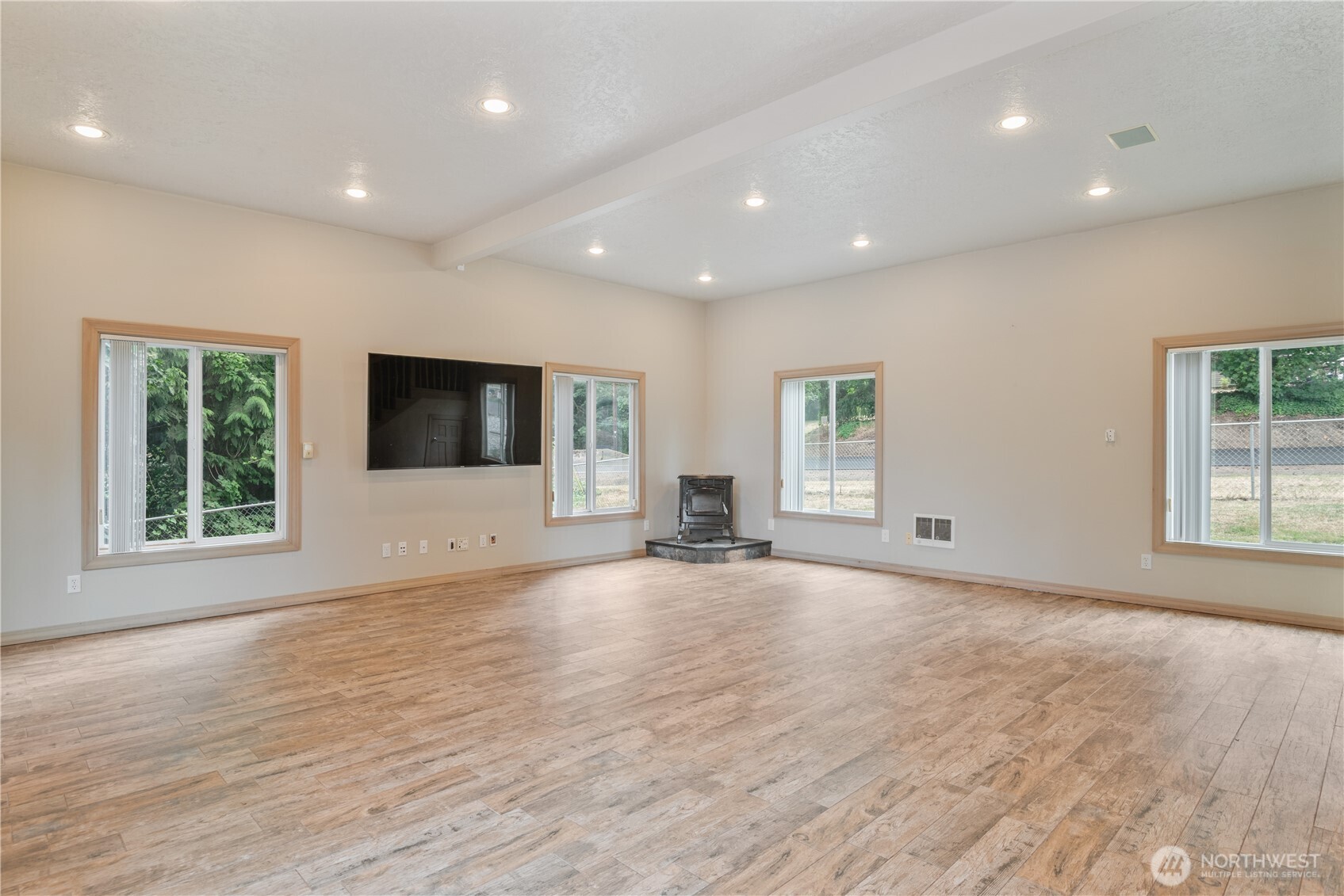 103 Carrolls Avenue Property Photo 3