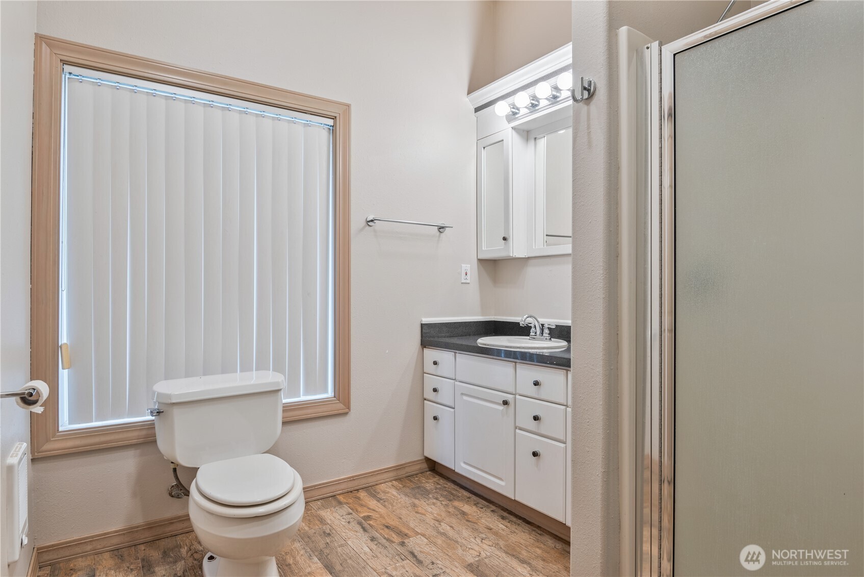 103 Carrolls Avenue Property Photo 11