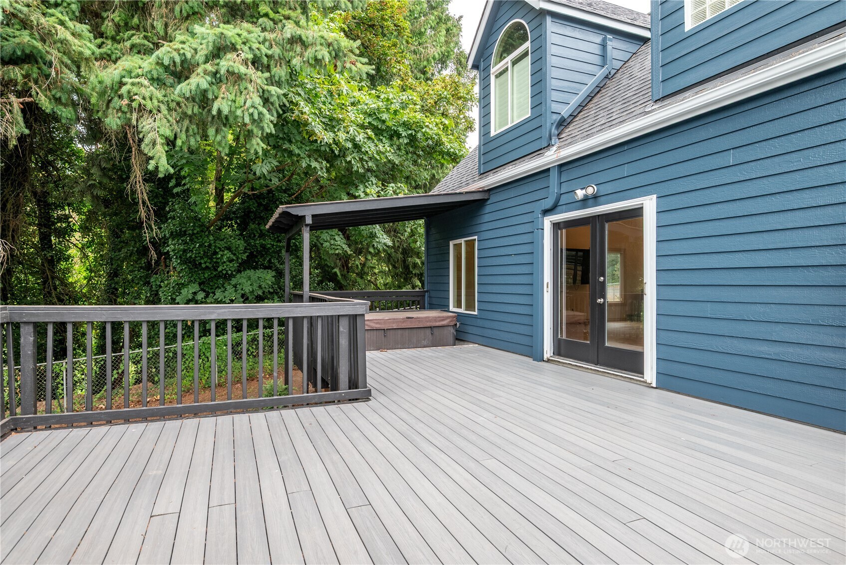 103 Carrolls Avenue Property Photo 30