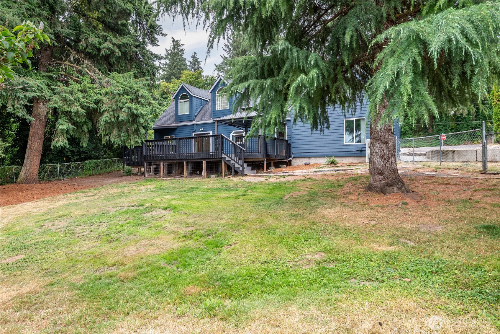 103 Carrolls Avenue Property Photo 34