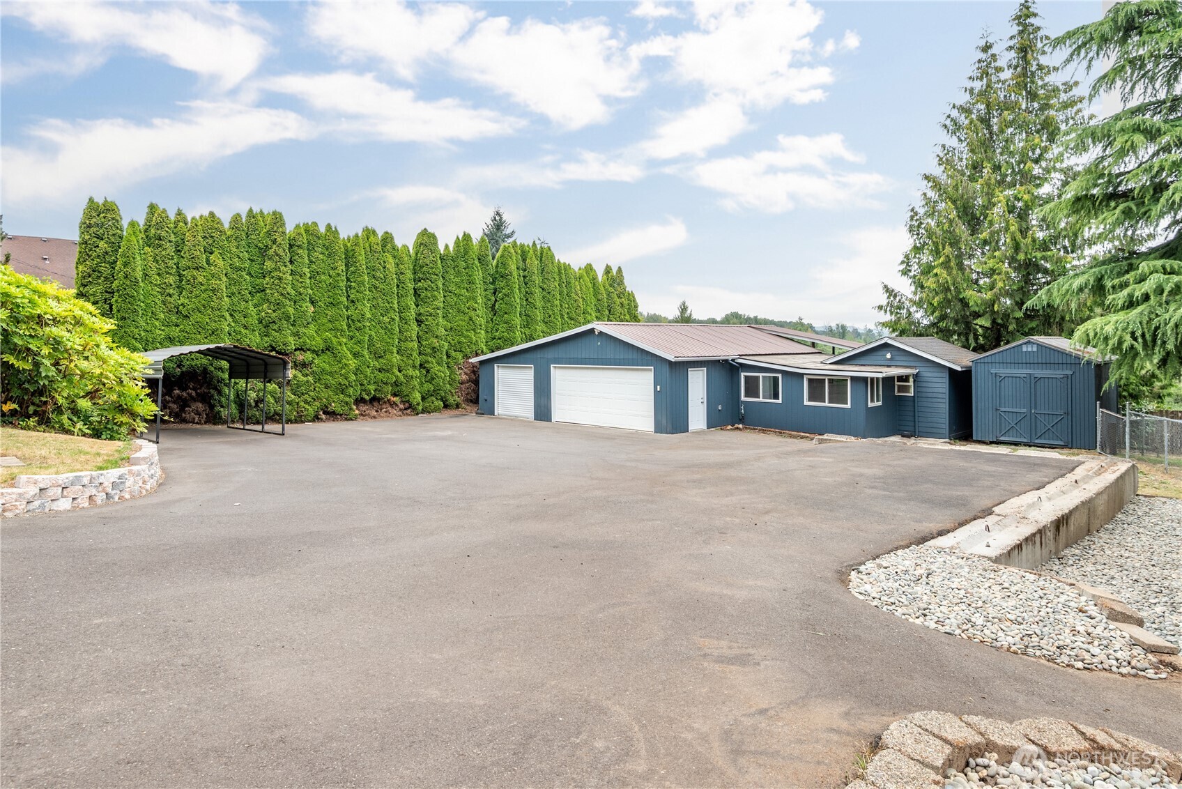 103 Carrolls Avenue Property Photo 36
