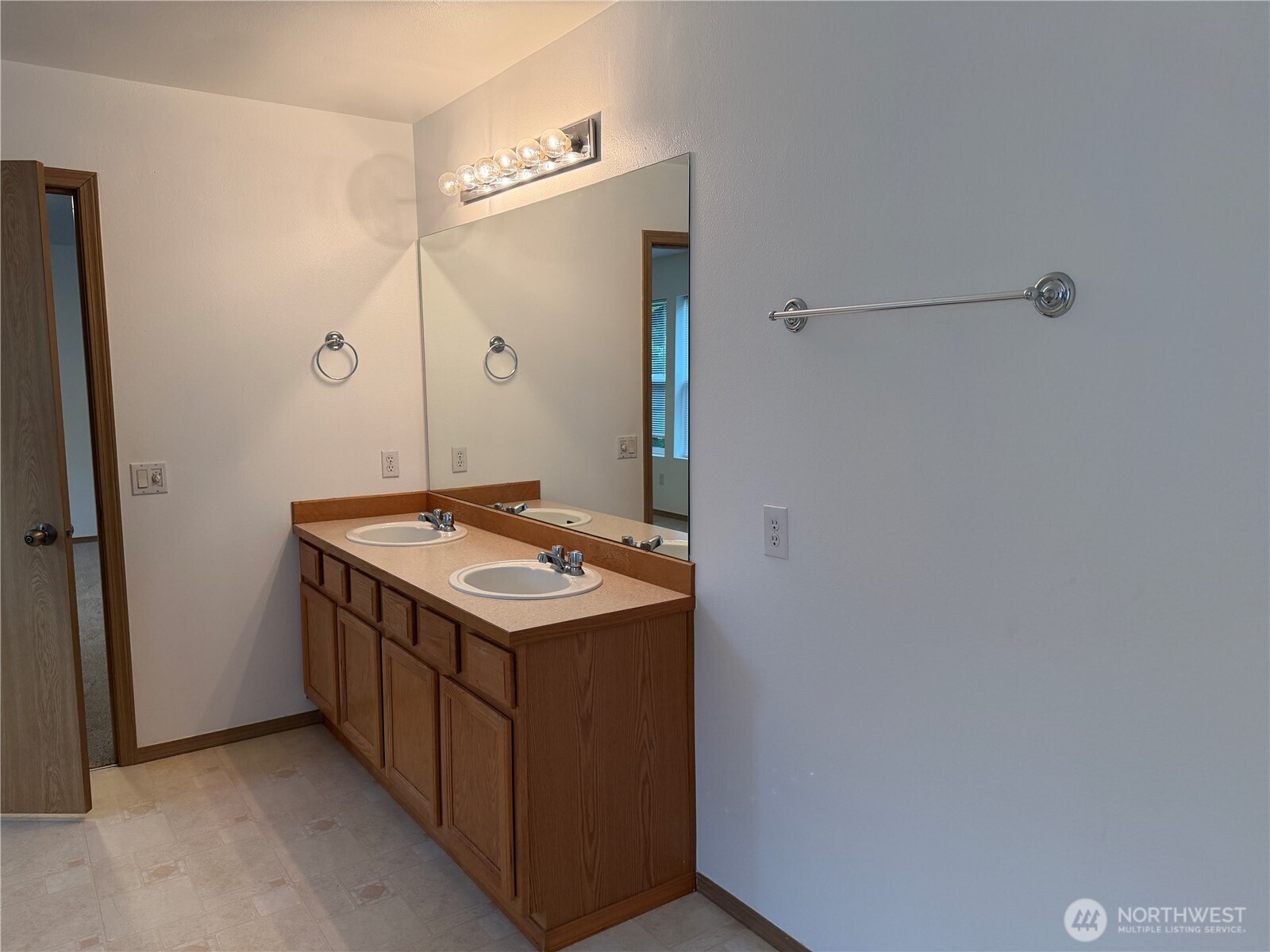 37107 Se Stewart Street Property Photo 12