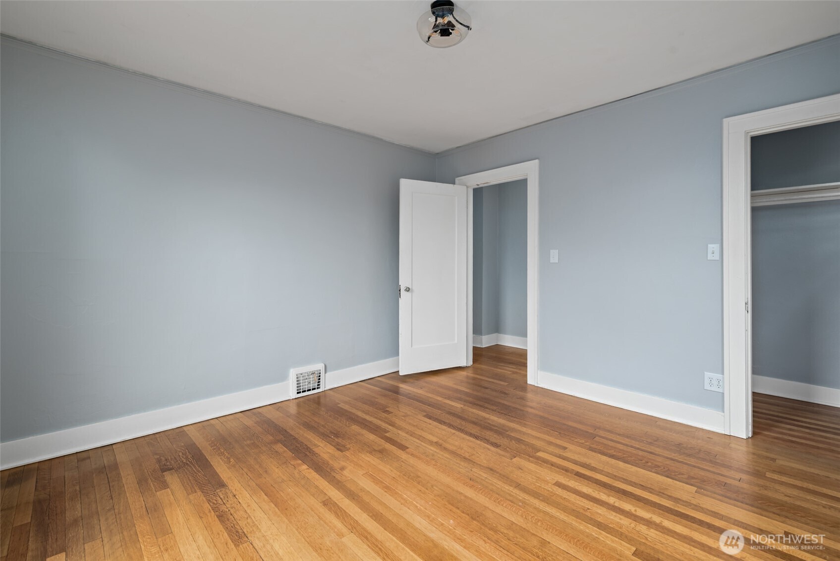 3731 Hoyt Ave Property Photo 16