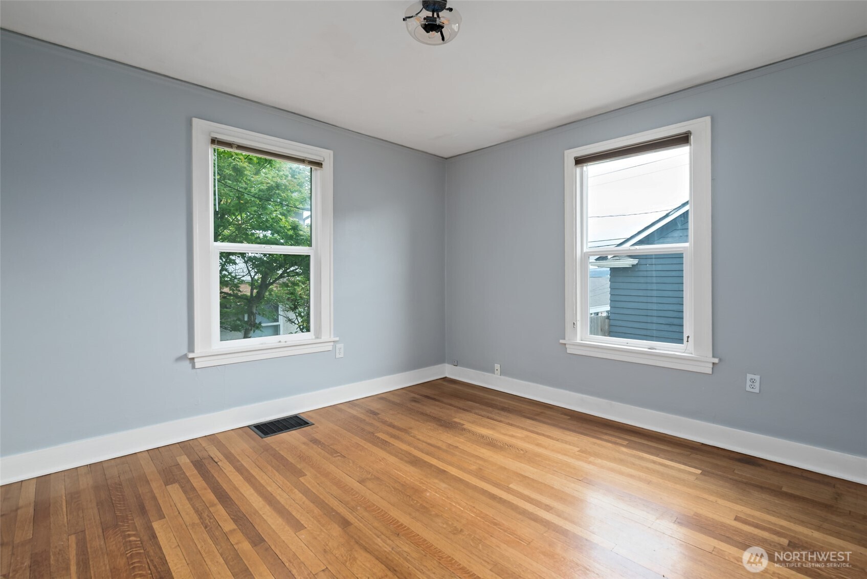 3731 Hoyt Ave Property Photo 17