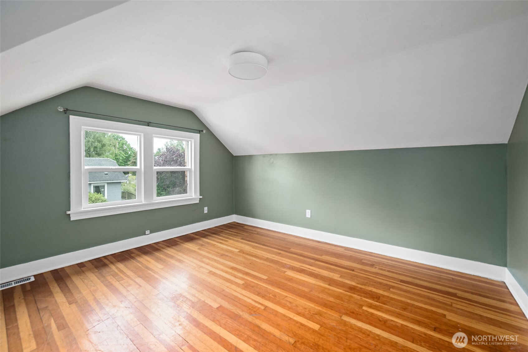 3731 Hoyt Ave Property Photo 21