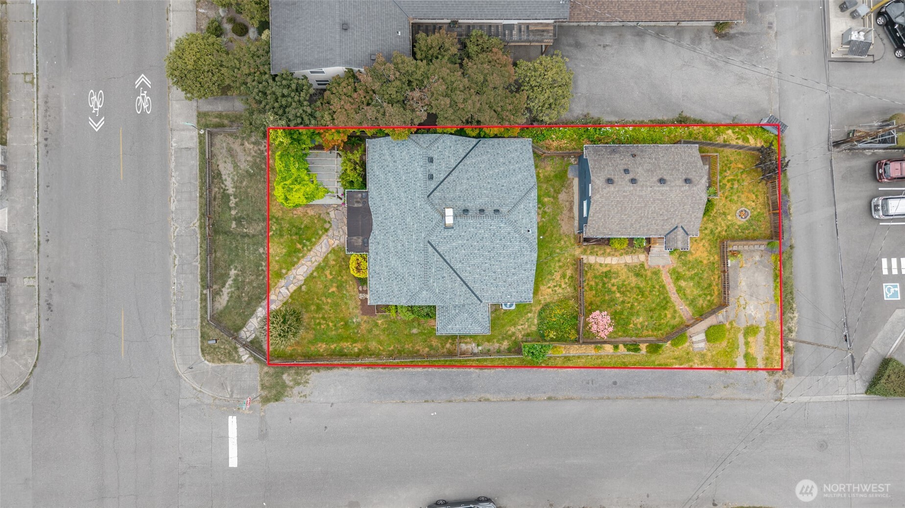 3731 Hoyt Ave Property Photo 36