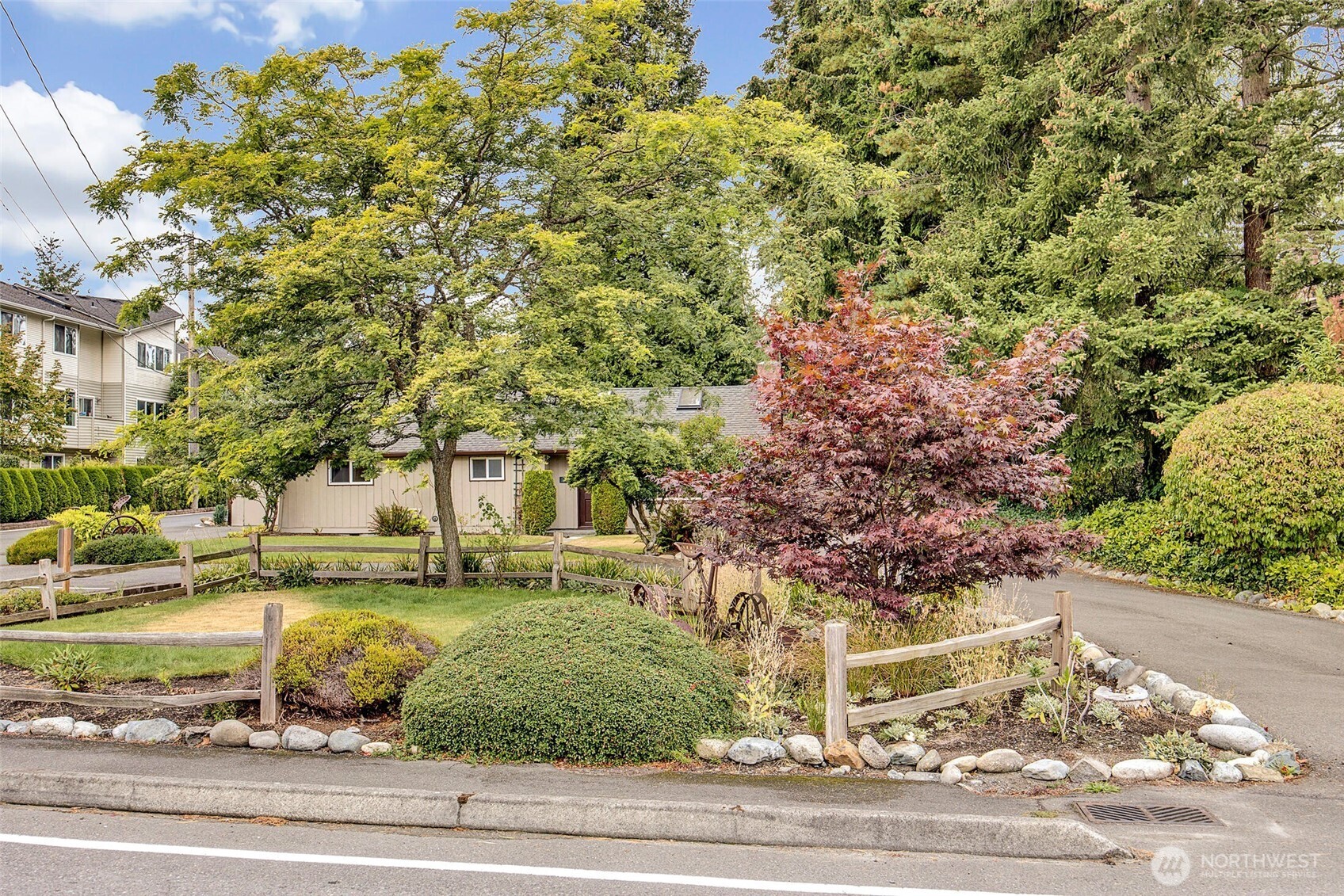 5717 186th Place Property Photo 10