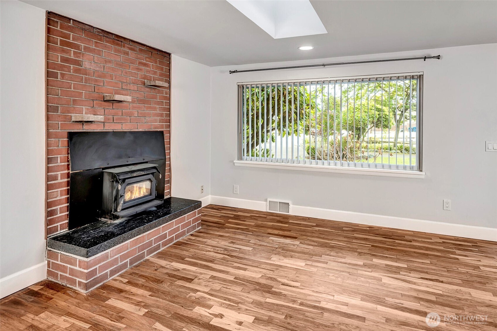 5717 186th Place Property Photo 16