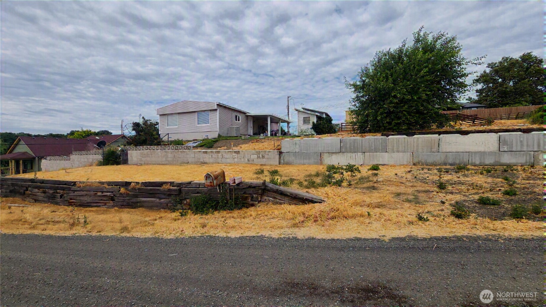 81 Tacoma Avenue Property Photo 2