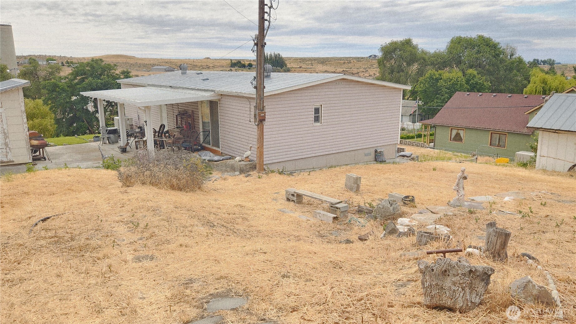 81 Tacoma Avenue Property Photo 11